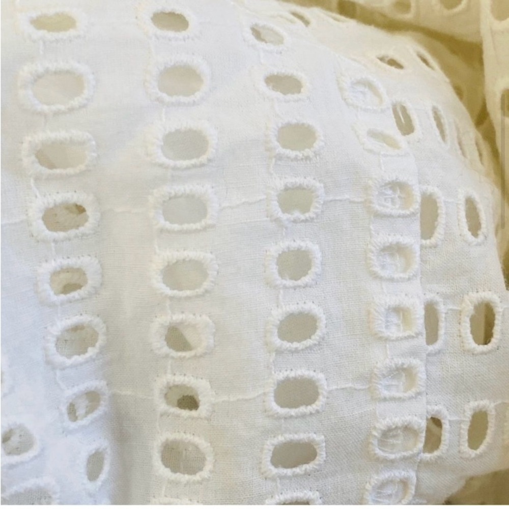 Olive & Oak White Eyelet Fit & Flare Mini Skirt - Size L (Fits like Medium/8) - Picture 3 of 9